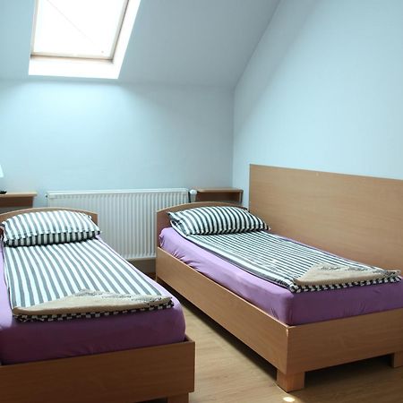 Bed and Breakfast Szasz&Szasz Panzio Gheorgheni  Zewnętrze zdjęcie