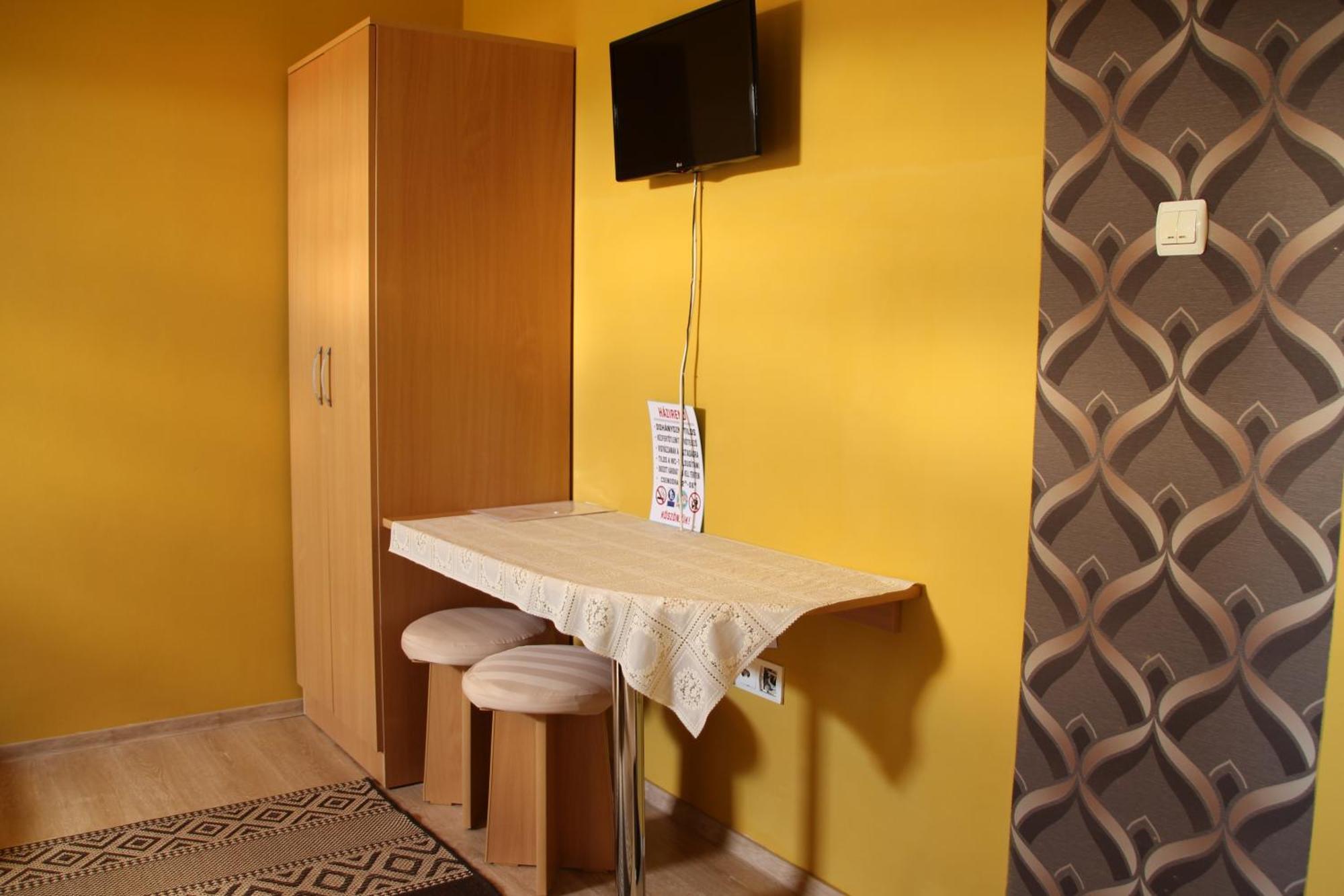 Bed and Breakfast Szasz&Szasz Panzio Gheorgheni  Zewnętrze zdjęcie