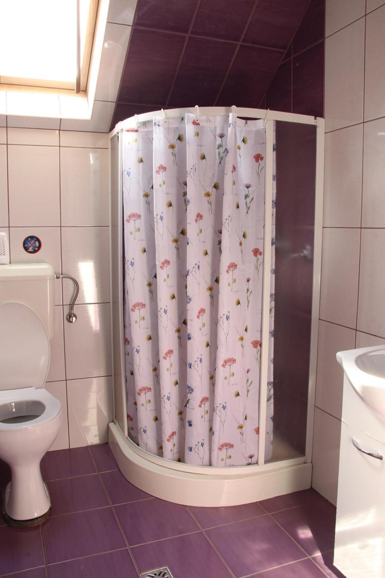 Bed and Breakfast Szasz&Szasz Panzio Gheorgheni  Zewnętrze zdjęcie